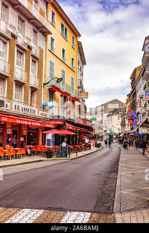 LOURDES - 15 juin 2019: Street di Lourdes, Francia Foto Stock