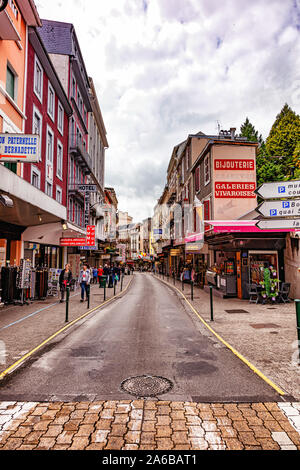 LOURDES - 15 juin 2019: Street di Lourdes, Francia Foto Stock