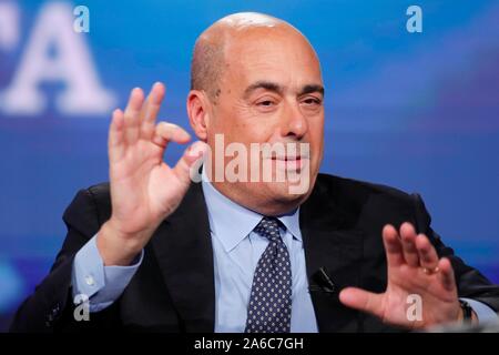 Italia, Roma, 23 ottobre 2019 : Nicola Zingaretti, leader del partito democratico, partecipa al talk show televisivo "Porta a Porta" Foto © Remo Casilli Foto Stock