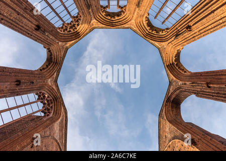 La vista fino al monastero francescano chiesa. Berlino, Germania Foto Stock