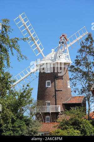 Cley Windmill e Ristorante sulla Costa North Norfolk Foto Stock