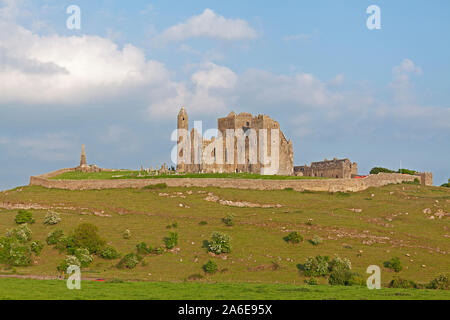 Rocca di Cashel nella Contea di Tipperary, Repubblica di Irlanda. Foto Stock