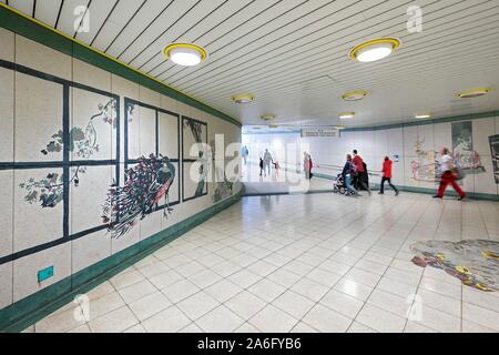 Ingresso alla stazione della metropolitana Thalkirchen, Thalkirchen, Monaco di Baviera, Baviera, Baviera, Germania Foto Stock