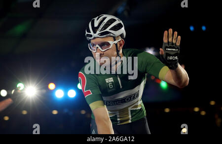 Gran Bretagna Owain Doull durante il giorno cinque del Phynova sei giorni di escursioni in bicicletta a Lee Valley VeloPark, Londra. Foto Stock