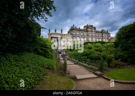 La Cina gardens, a pagoda, Biddulph Grange National Trust giardini paesaggistici, vicino a Stoke-on-Trent, Staffordshire, sviluppato da James Bateman Foto Stock