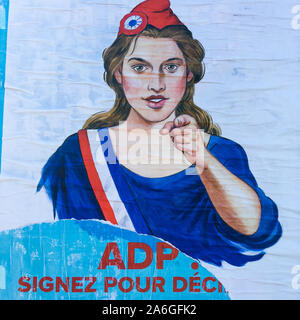 A Marianne con un dito teso, ala sinistra manifesto politico, Lione, Francia Foto Stock
