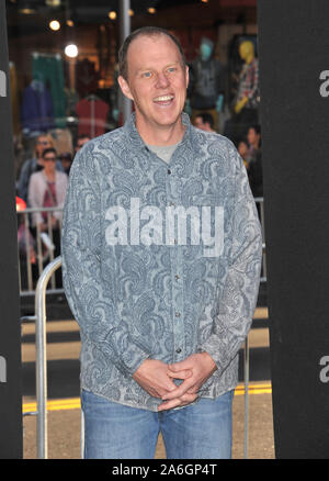 LOS ANGELES, CA. Aprile 09, 2013: Writer/regista Brian Helgeland presso il Los Angeles premiere del suo nuovo film '42: la storia vera di una leggenda americana" presso il Teatro Cinese, Hollywood. © 2013 Paul Smith / Featureflash Foto Stock