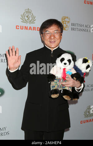 Ottobre 25, 2019, Beverly Hills, CA, Stati Uniti d'America: LOS ANGELES - Ott 25: Jackie Chan al 2019 Accademia britannica Britannia Awards presso il Beverly Hilton Hotel il 25 ottobre 2019 in Beverly Hills, CA (credito Immagine: © Kay Blake/ZUMA filo) Foto Stock