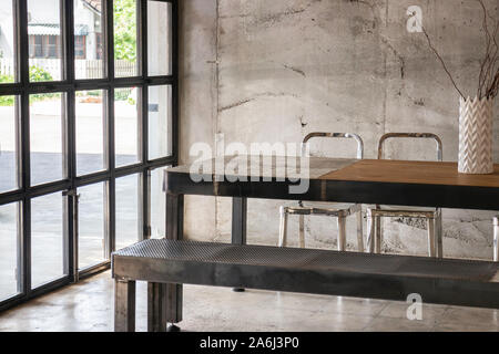 Il minimo di mobili in stile impostato nel coffee shop, stock photo Foto Stock