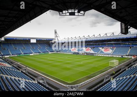 Almelo, Paesi Bassi. 27 ott 2019. HEERENVEEN, 27-10-2019, stadio Abe Lenstra stadium, olandese Eredivisie, stagione 2019 - 2020, panoramica dello stadio durante la partita SC Heerenveen vs FC Groningen Credito: Pro scatti/Alamy Live News Foto Stock