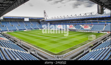 Almelo, Paesi Bassi. 27 ott 2019. HEERENVEEN, 27-10-2019, stadio Abe Lenstra stadium, olandese Eredivisie, stagione 2019 - 2020, panoramica dello stadio durante la partita SC Heerenveen vs FC Groningen Credito: Pro scatti/Alamy Live News Foto Stock