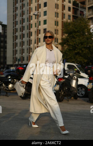 Caro Daur partecipa alla mostra durante la settimana della Moda di Milano, settembre 18,2019 Foto Stock