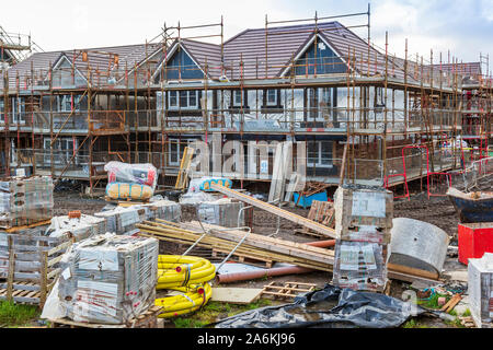 Case in costruzione presso un cantiere gestito da Stewart Milne, Troon, Ayrshire, in Scozia, Regno Unito Foto Stock