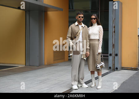 Alice Barbier & js Roques partecipa allo spettacolo Armani durante la settimana della Moda di Milano Settembre 19,2019 - Foto Stock