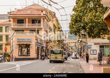 Una tipica vista in Ventimiglia Foto Stock