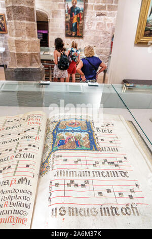 Valencia Spagna Ispanica, Ciutat Vella, città vecchia, centro storico, Plaza Placa de la Reina, Cattedrale Metropolitana Basilica dell'Assunzione di nostra Signora di Foto Stock