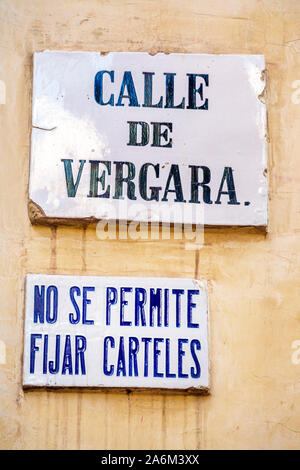 Valencia Spagna Ispanico,Ciutat Vella,città vecchia,centro storico,segnaletica stradale,Calle de Vergara,Nessun invio,ES190828189 Foto Stock