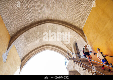 Valencia Spagna,Ciutat Vella,città vecchia,quartiere storico,Torres de Quart,torri difensive in stile gotico,mura medievali,1400,punto di riferimento storico,vau Foto Stock