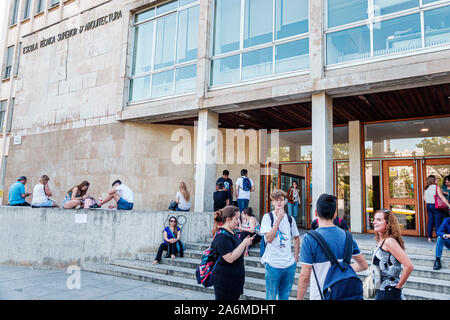 Barcellona Spagna,Catalonia Universitat Politecnica de Catalunya,UPC,università,campus scolastico,Escola tecnica Superior d'Arquitectura,ETSAB,architettura Foto Stock