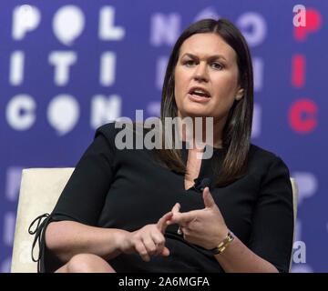 Nashville, Tennessee, Stati Uniti d'America. 27 ott 2019. SARAH HUCKABEE SANDERS partecipa alla quinta edizione di Politicon, "non convenzionale Convenzione politico' che dispone di dibattiti, pannelli, pellicole, commedia e podcast sul tema della politica americana. Credito: Brian Cahn/ZUMA filo/Alamy Live News Foto Stock