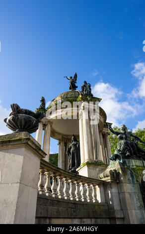 La regina Victoria monumento in Liverpool Foto Stock