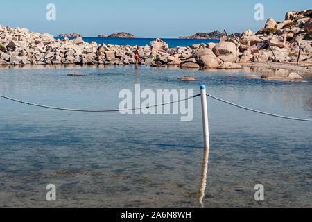 VILLASIMIUS, ITALIA / Ottobre 2019: la meravigliosa spiaggia di Punta Molentis nel sud della Sardegna Foto Stock