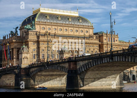 Narodni Divadlo edificio, il Teatro Nazionale di Praga Repubblica Ceca Foto Stock