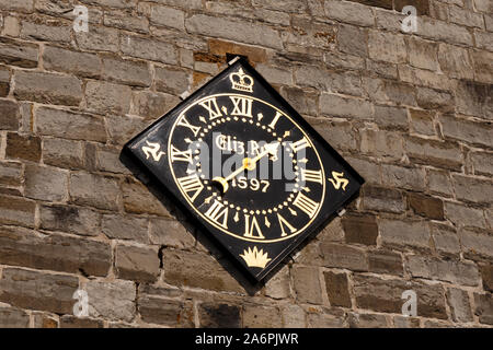 Antico orologio meccanico ,xvi secolo,Castle Rushen, Castletown. Isola di Man Regno Unito. Foto Stock