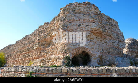 Una parete che è stato costruito più di quindici secoli fa in Hisarya, Bulgaria Foto Stock