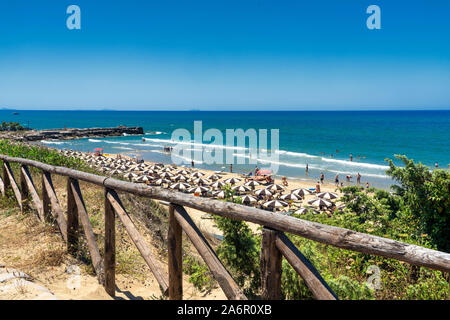 Spiaggia di Agro Pontino, Lazio, l'Italia, vicino a Sabaudia, in estate Foto Stock