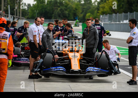 Italia/Monza - 07/09/2019 - #4 Lando NORRIS (McLaren), #18 lancia passeggiata (punto Racing Team di F1) e #11 Sergio Perez (punto Racing Team di F1) in attesa di b Foto Stock