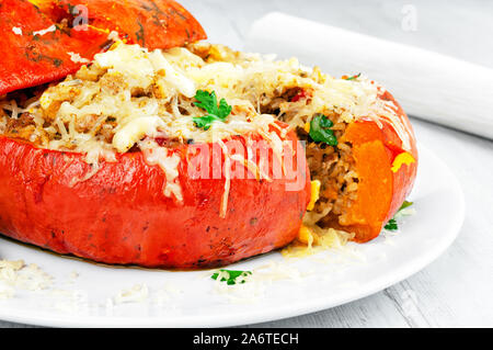 Cotta hokkaido zucca ripieni di risotto Foto Stock