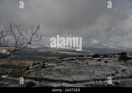 Roadtrip in Israele per trovare la neve sulla montagna Foto Stock