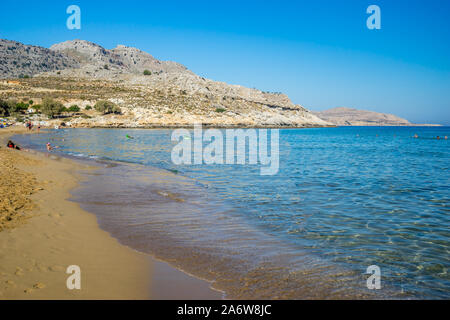 Le belle spiagge dorate Agathiàs sulla spiaggia del Dodecaneso Isola di Rodi Grecia Foto Stock