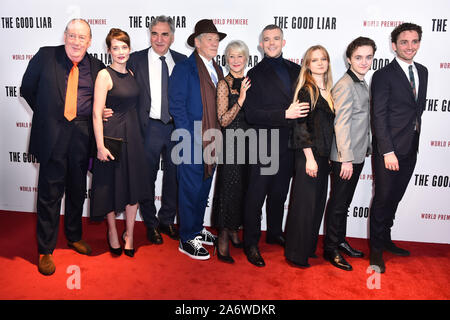 Michael Culkin, Stella Stocker, Jim Carter, Sir Ian McKellan, Dame Helen Mirren, Russell Tovey, nellâ Williams, Spike bianco e Laurie Davidson frequentando il buon bugiardo Premiere mondiale, al BFI South Bank di Londra. Foto Stock