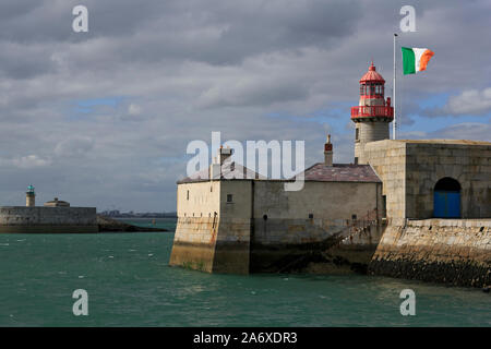 A est del molo faro, Dun Laoghaire, County Dublin, Irlanda Foto Stock