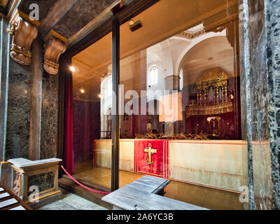 Cappella che protegge la Sindone di Gesù all'interno della basilica di Torino Foto Stock