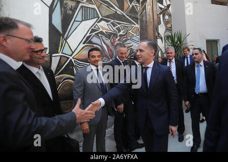 Il Cairo, Egitto. 29 ott 2019. Il Ministro degli esteri tedesco Heiko Maas (C) visite startup Haus Cairo del tedesco Corporation per la cooperazione internazionale (GIZ). Credito: Gehad Hamdy/dpa/Alamy Live News Foto Stock