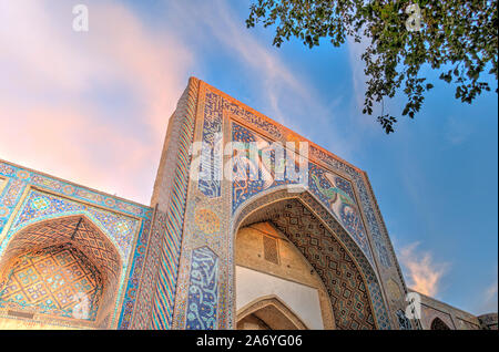 Madrasah Divanbegi, Bukhara, Uzbekistan Foto Stock