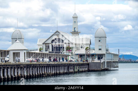 Ristorante e bar alla fine di Cunningham Pier il foreshore di Corio Bay Geelong Victoria Australia. Foto Stock