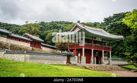 Vista esterna del Haenggung ermergency o Palazzo della fortezza Namhansanseong in Seoul COREA DEL SUD Foto Stock