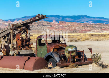 Acqua di vecchio impianto di perforazione in Capital Reef National Park nello Utah Foto Stock