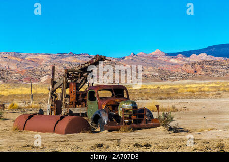 Acqua di vecchio impianto di perforazione in Capital Reef National Park nello Utah Foto Stock