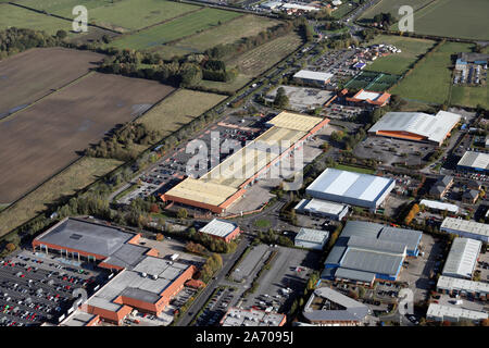 Vista aerea del Clifton Moor retail park e Clifton Centro di Moro, York, Regno Unito Foto Stock