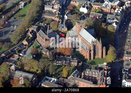 Vista aerea della Cattedrale di Carlisle, Cumbria, Regno Unito Foto Stock