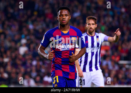 Barcellona, Spagna. 29 ott 2019. Ansu Fati durante la Liga match tra FC Barcelona e Valladolid CF allo stadio Camp Nou a Barcellona, Spagna. Credito: Christian Bertrand/Alamy Live News Foto Stock