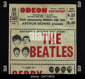 Replica cimeli legati ai Beatles: Poster pubblicitari le prestazioni dei Beatles presso l' Odeon Southport, 26 agosto 1963. Foto Stock