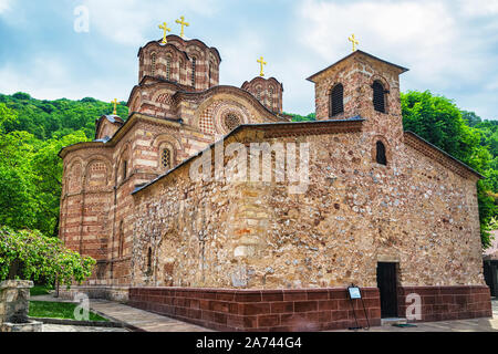 Monastero di Ravanica. Dotazione del Principe Lazar di Serbia, chi è lì sepolta. Costruito nel 14. secolo monastero è esempio di 'Mserbo oravic' school , Foto Stock