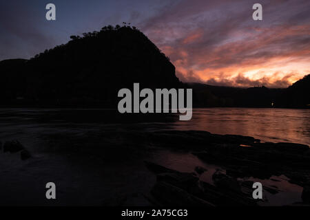 Loreley Rock all'alba, la Renania, Germania Foto Stock