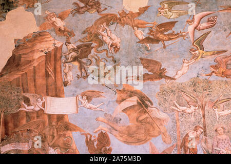 Dettaglio della pittura di "Trionfo della Morte", ultima sentenza Buonamico Buffalmacco, rinnovato affresco all'interno del Campo Santo, Pisa, cimitero. Il Camposanto Foto Stock